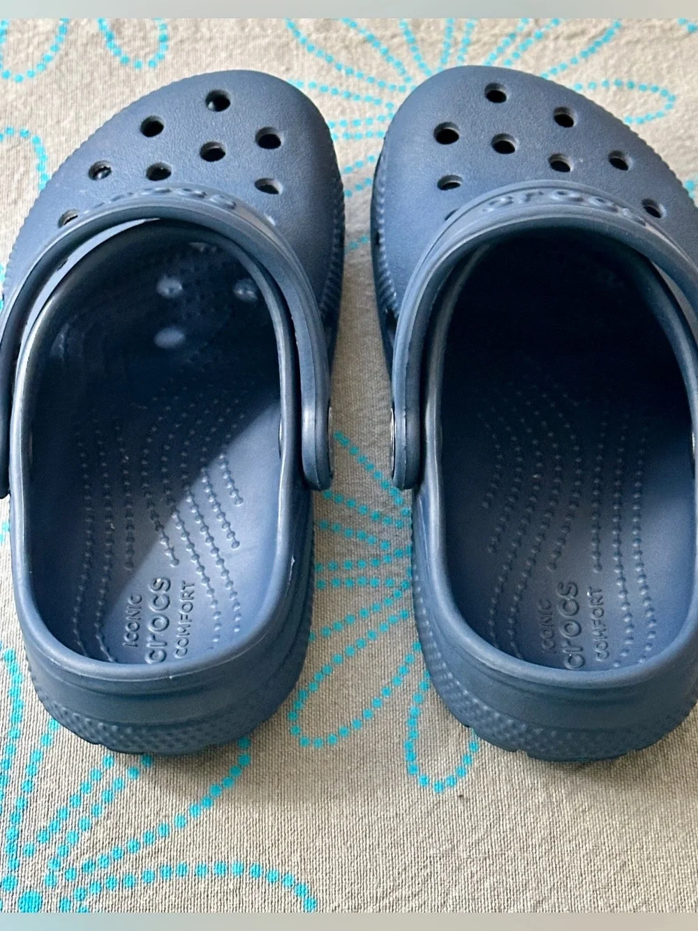 CROCS classic clog